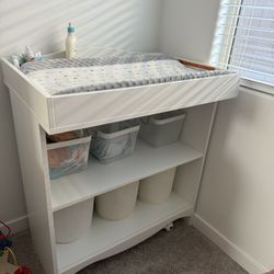 Baby Changing Table 