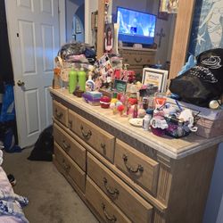 Queen Size Bedroom Set 