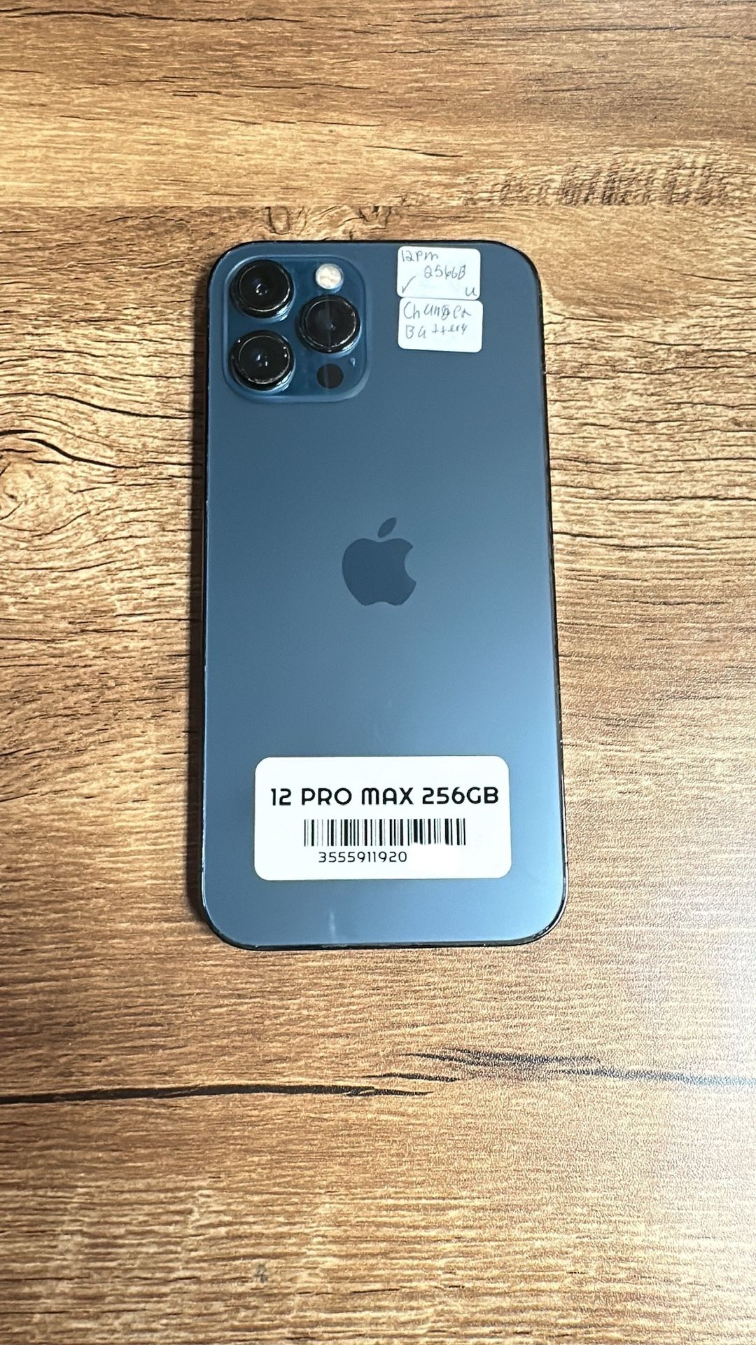 On Sale 12 Pro Max 256 GB Unlocked changed battery