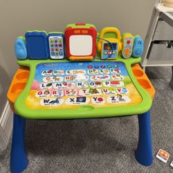 V Tech Learning Table 
