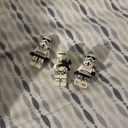 storm troopers and first order flame thrower trooper