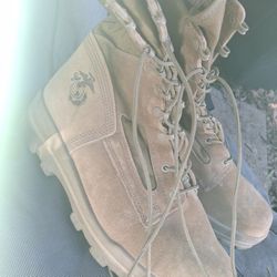 U.S.M.C. SIZE 13 EXTRA WIDE STEEL TOE DURA SHOCK BOOT