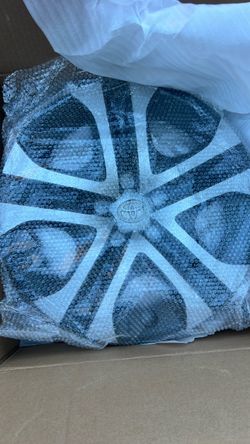 RAV4 2016-2018 LE wheel parts