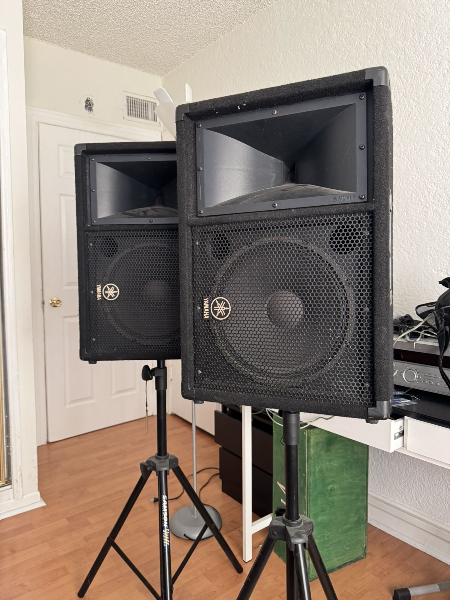 Yamaha Sm12v Club Series Speakers