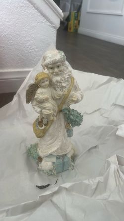Glass figures