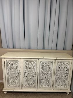 Dresser/credenza/buffet table