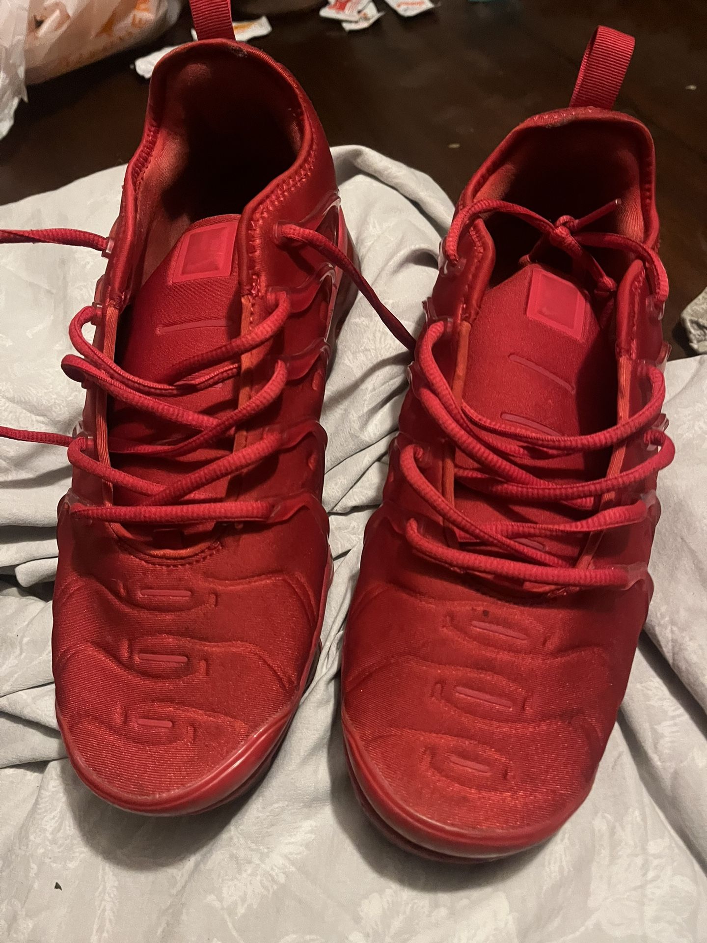 Red Vapor Maxes