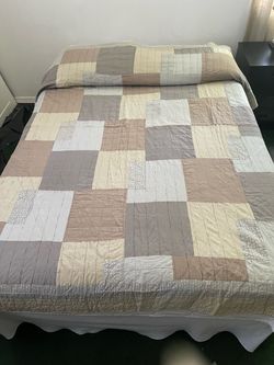 Patchwork Coverlet Queen Size