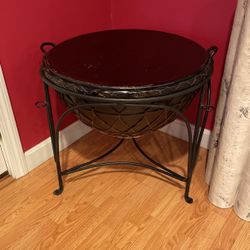 Large Drum End Table With Drum Sticks Good Condition Retails $2200