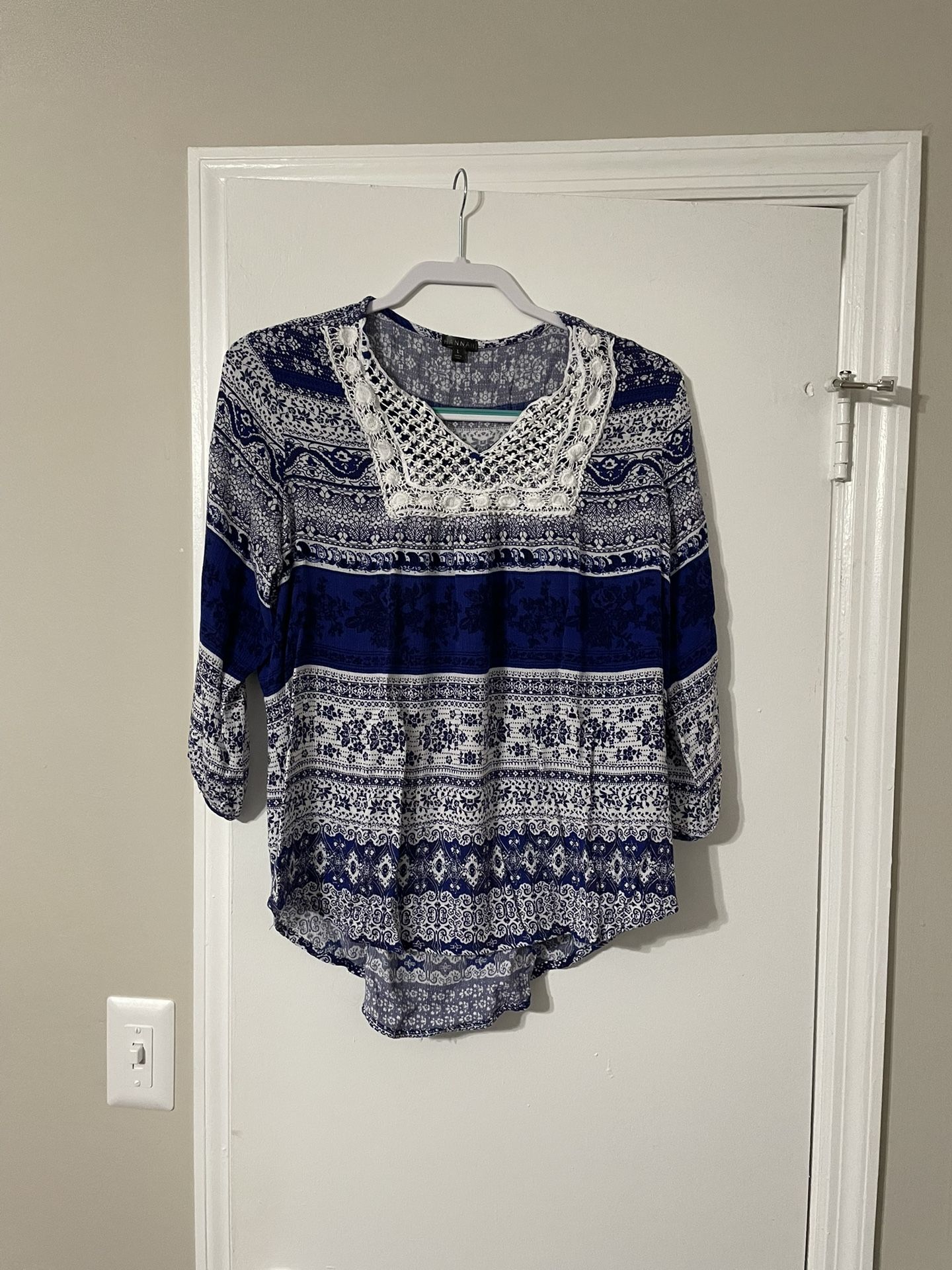 Hannah Women’s Blouse Size Large