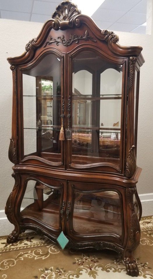 Aico by Michael Amini Curio CHATEAU BEAUVAIS. Please Check Our Profile