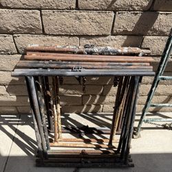 FREE !!!! Sawhorses For Carpenters Or Painters/ Stepladders