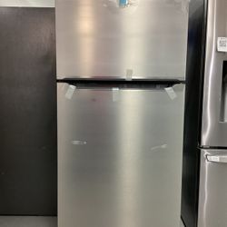 Frigidaire Top-Freezer Refrigerator in Black with Ice Maker Ready and EvenTemp™ Cooling System