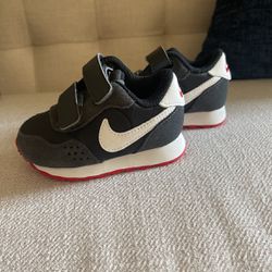 Nike Toddler Shoes Size 3C