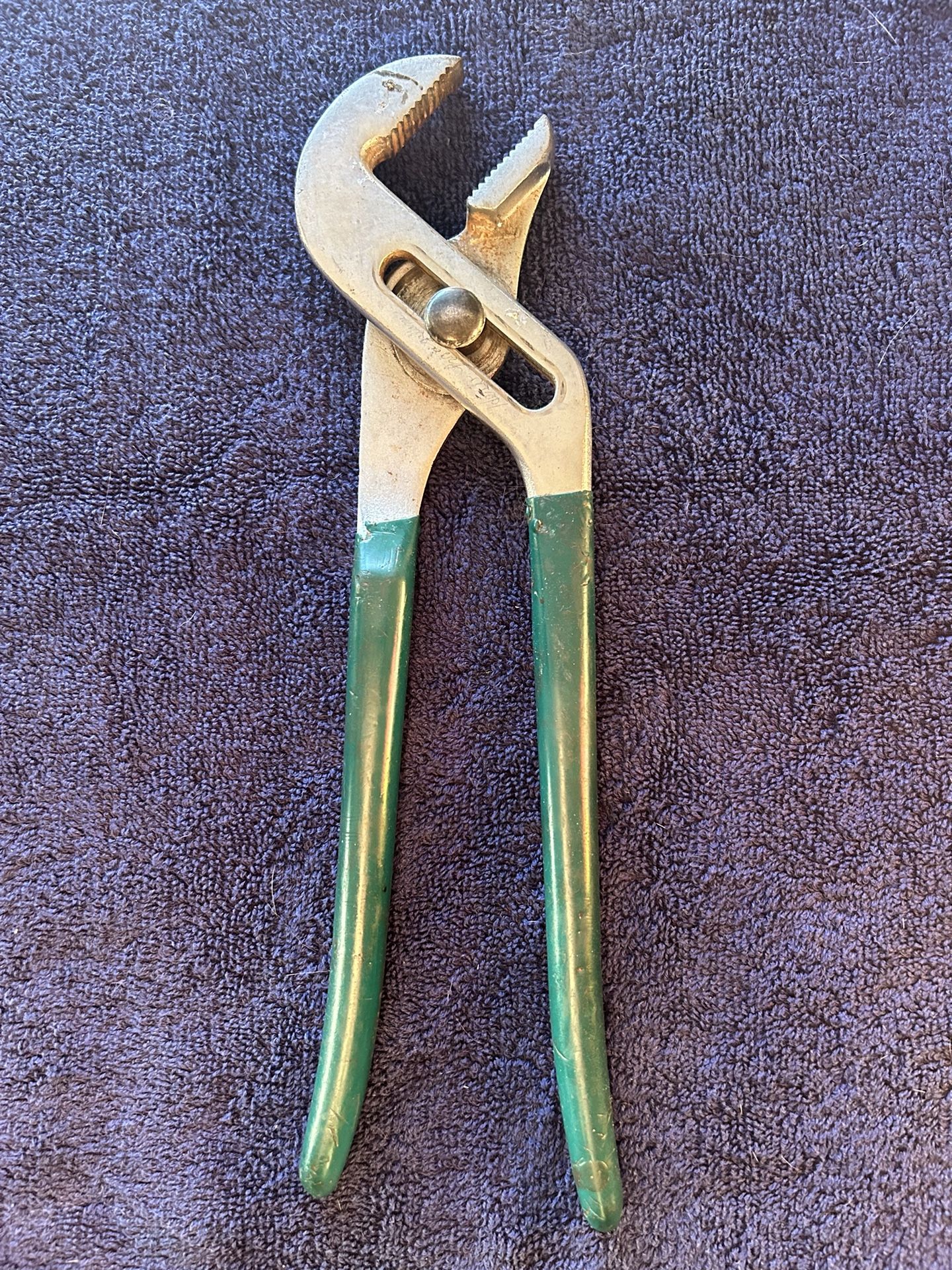 Vintage Diamond Calk Horseshoe Co. HL110P Groove-Joint Pliers Diamalloy USA Tool