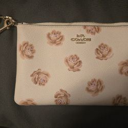 Coach Floral Corner Zip Wristlet 
