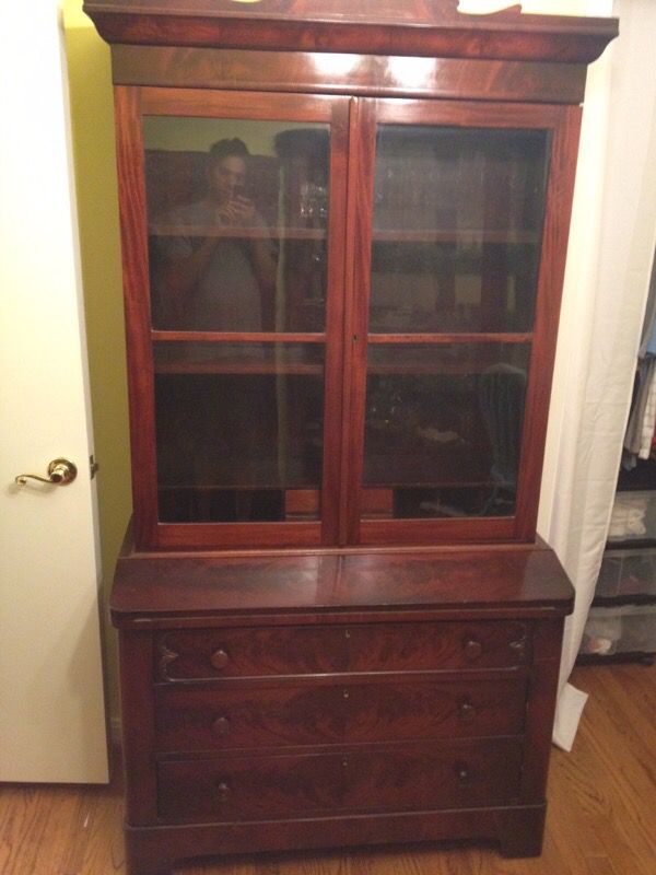 Antique Cabinet w/ 3 drawers - very functional