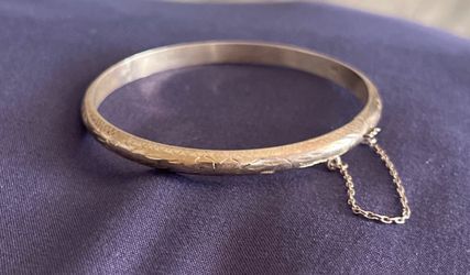 Silver bangle 925
