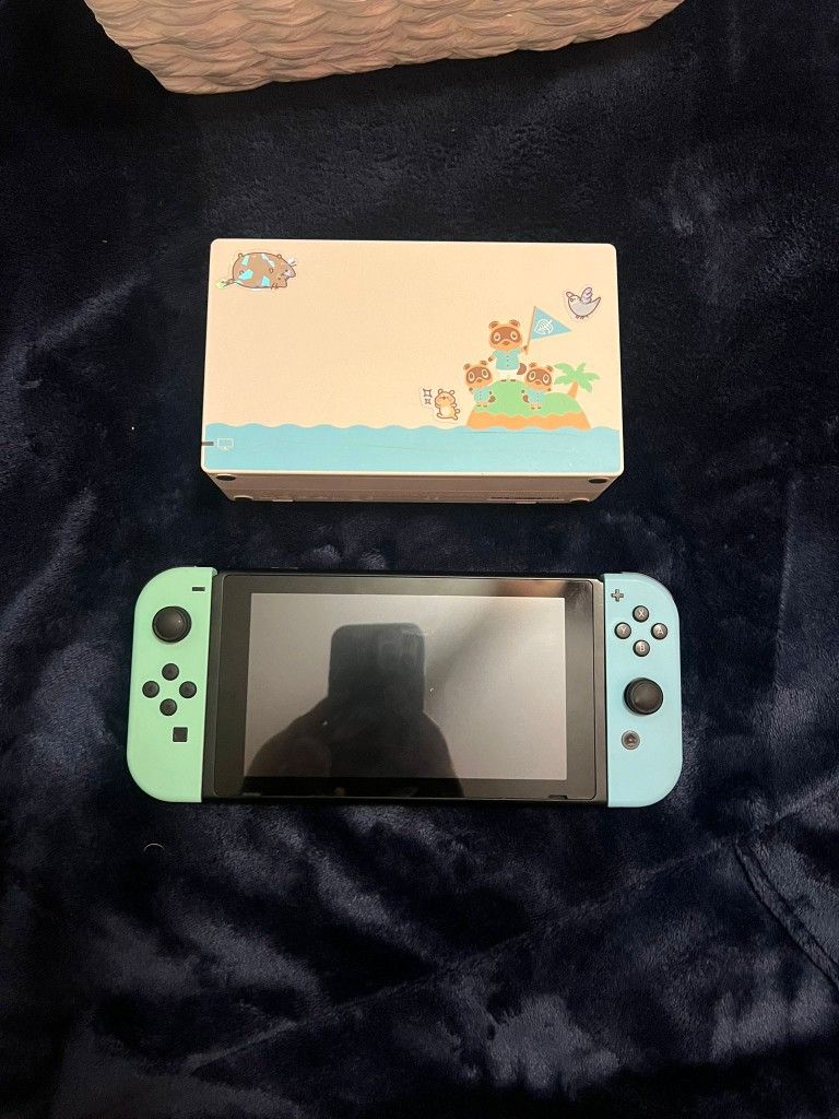 Nintendo Switch Animal Crossing Special Version Console Set