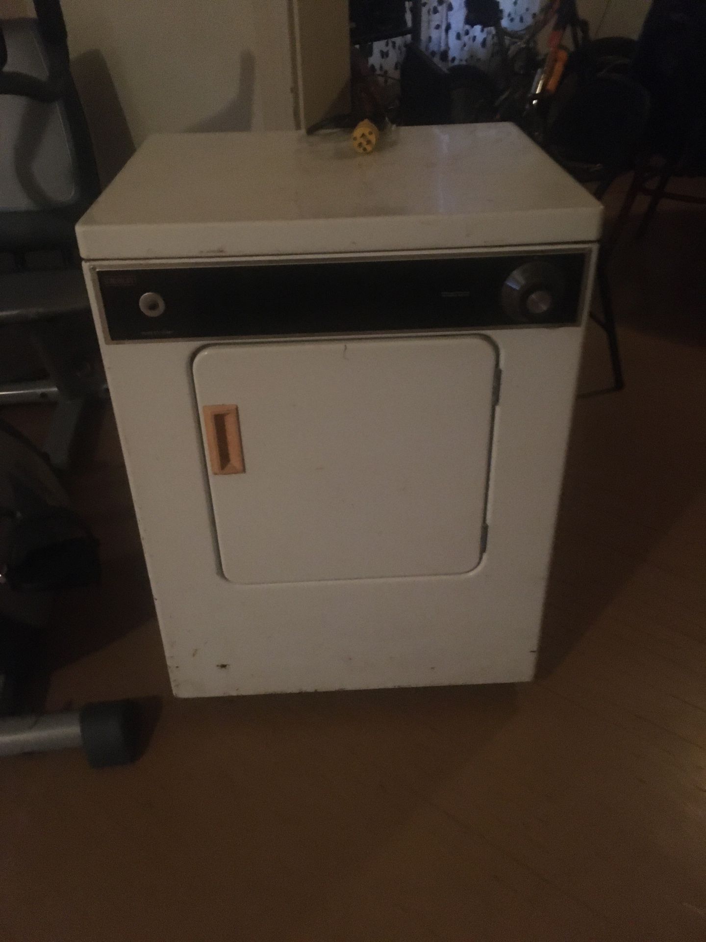 Small apartment dryer