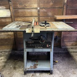 DELTA Table Saw