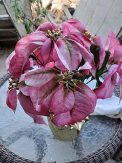 Artificial poinsettia arrangement