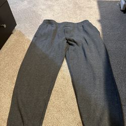 Honors Large Gray Sweatpants with Elastic Bottoms