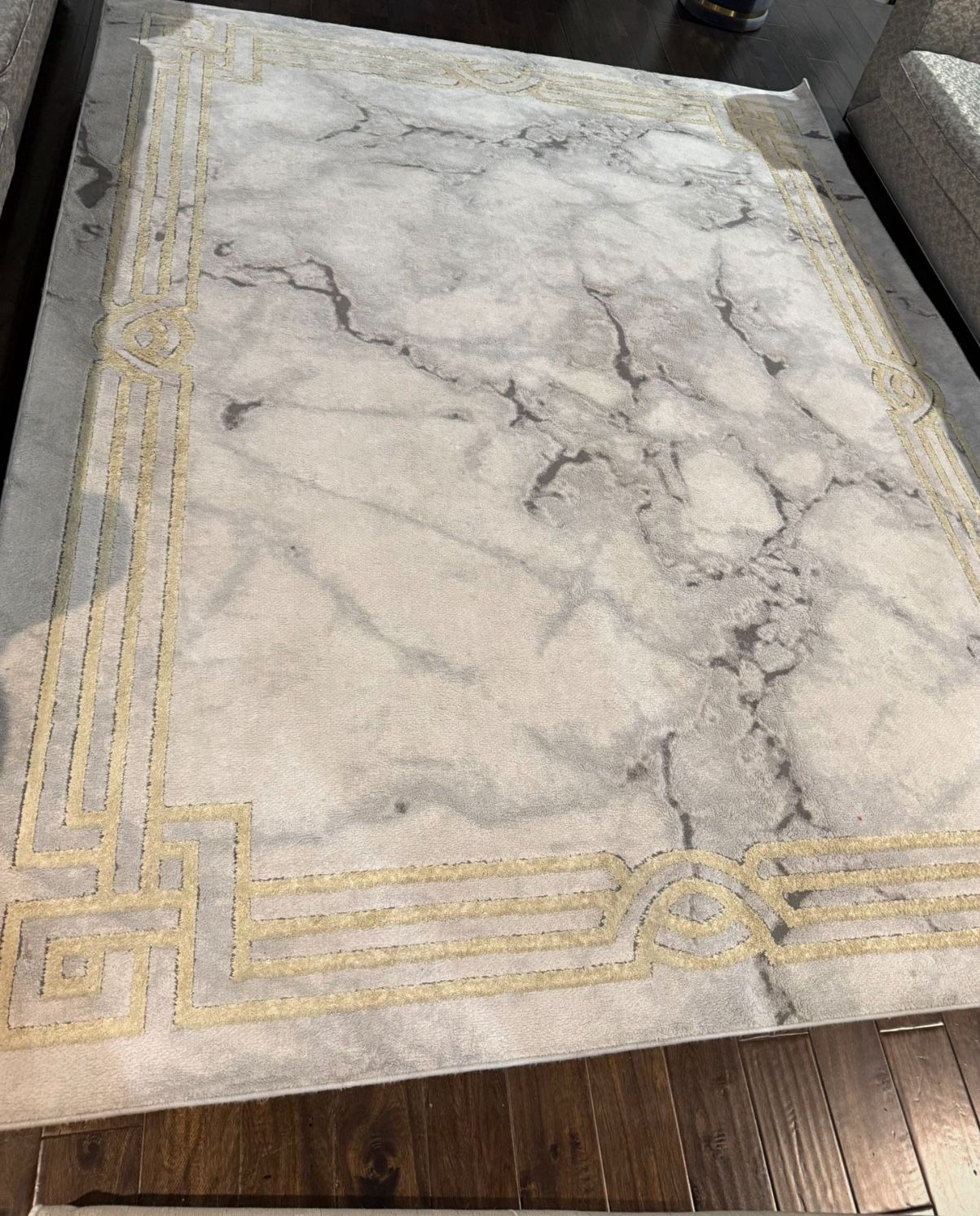 Area rug