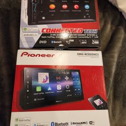 New Pioneer Wireless Car Play $310 Es Lo Menos It's The Least Power Acoustic Is 100 It's Apple Car Play Aslo I won't Respond  To Lower Offers 