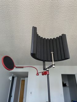 Mic Stand With Reflection Filter And Pop Filter