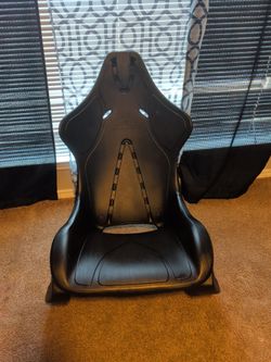 Gaming chair