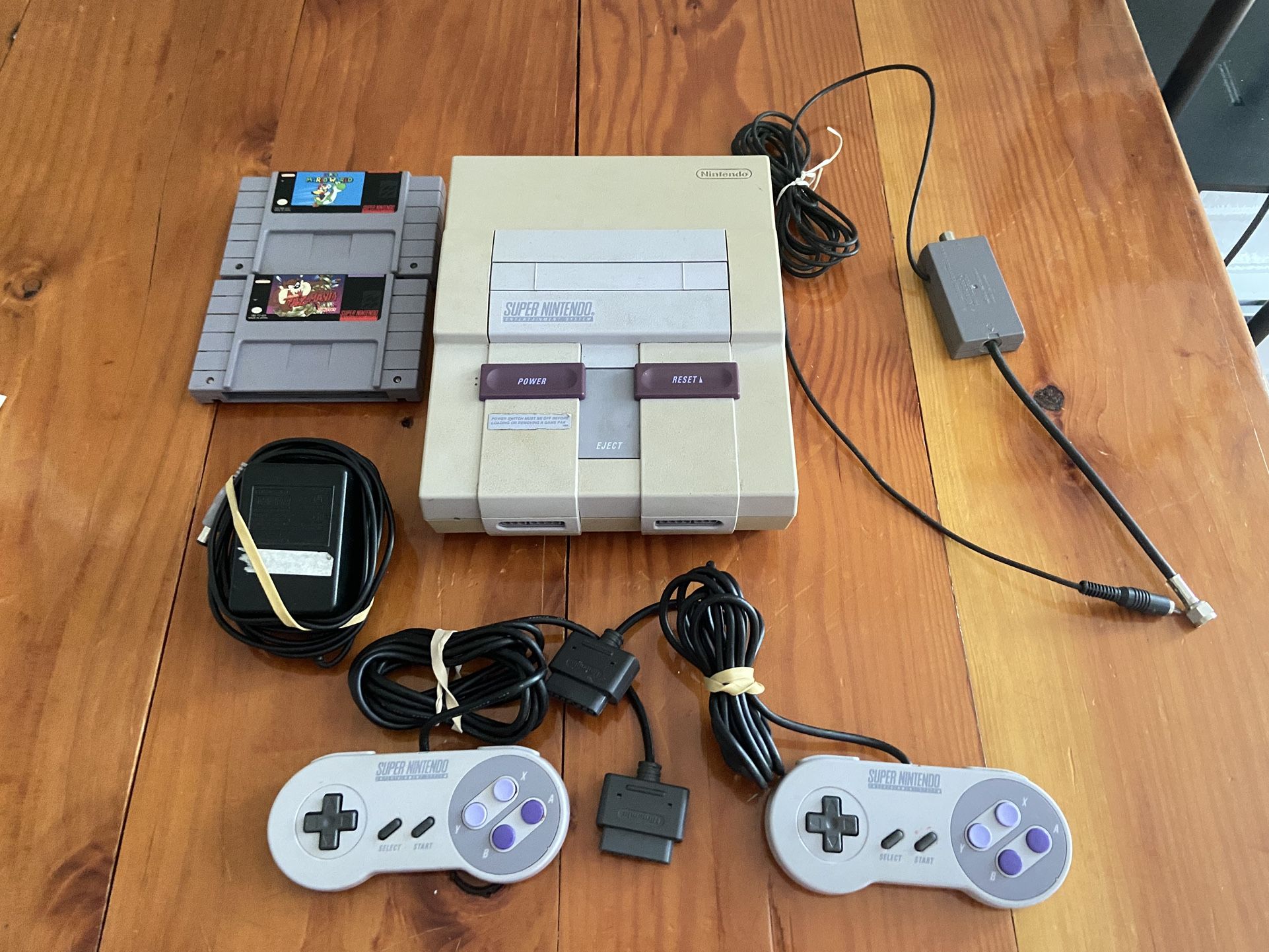 Super Nintendo SNES Console w/ OEM Controllers + w/super Mario & Taz Mania