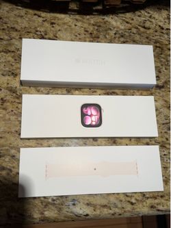 Apple Watch Series 11, 42 mm, rose gold