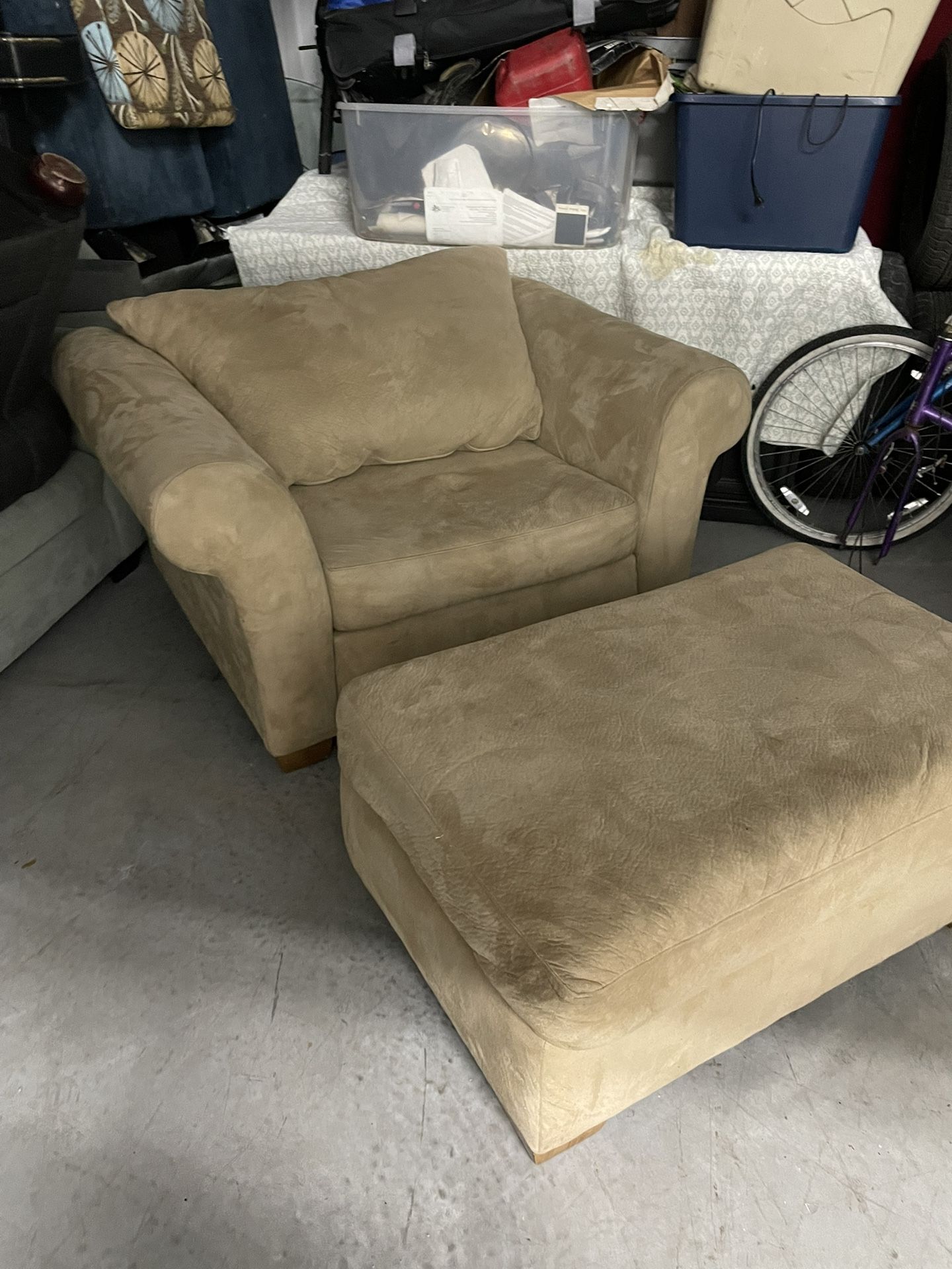 Sofa Chair with Ottoman