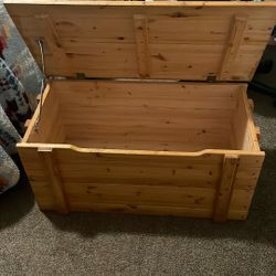 Wood Toy Chest