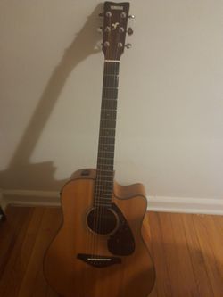 Yamaha FGX700SC Acoustic Guitar