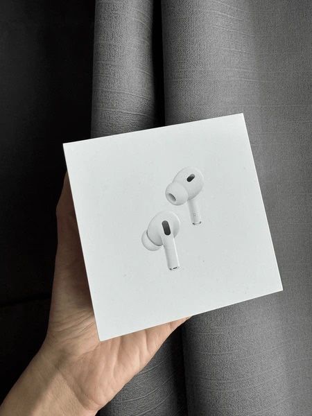 Earbuds