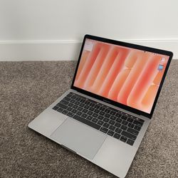 Apple MacBook Pro Intel i5 Quad-Core,  256GB Storage 8G RAM