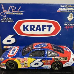 Team Caliber 2002 KRAFT #6 Mark Martin NASCAR 1:24 Diecast Car