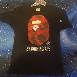 Black/red Bale Tee