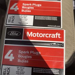 Set Of Motorcraft Spark Plugs Brand New For 2001 5.4