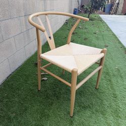 Wishbone chair