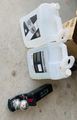 2-5/16” 14000lbs receiver hitch and 2 DEF Jugs