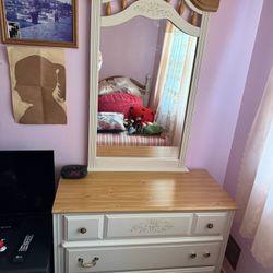 Wooden Dresser With Mirror And Drawers