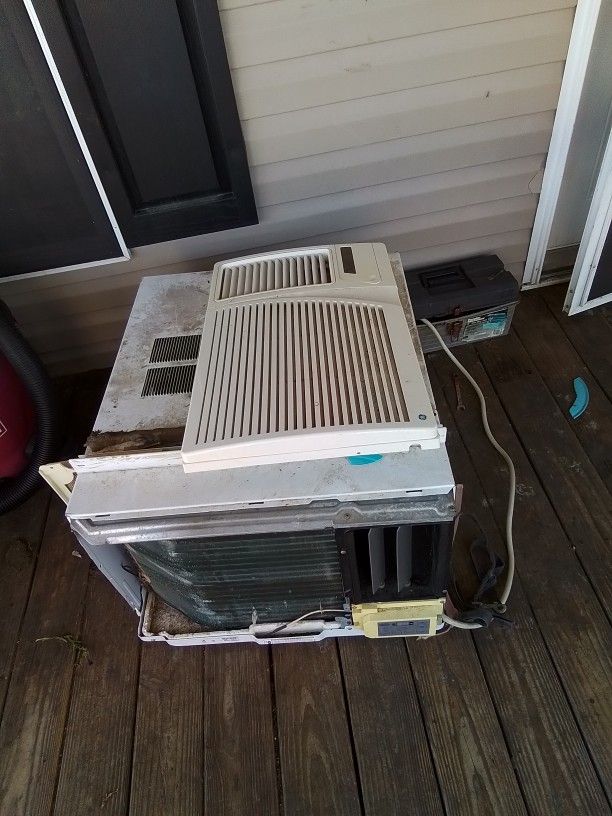 GE Air Conditioner
