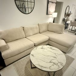 Like New Chaise Sectional! 