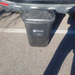 Trash can