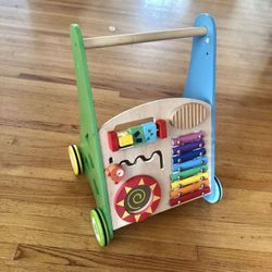 Baby Montessori Music 🎶 Walk 