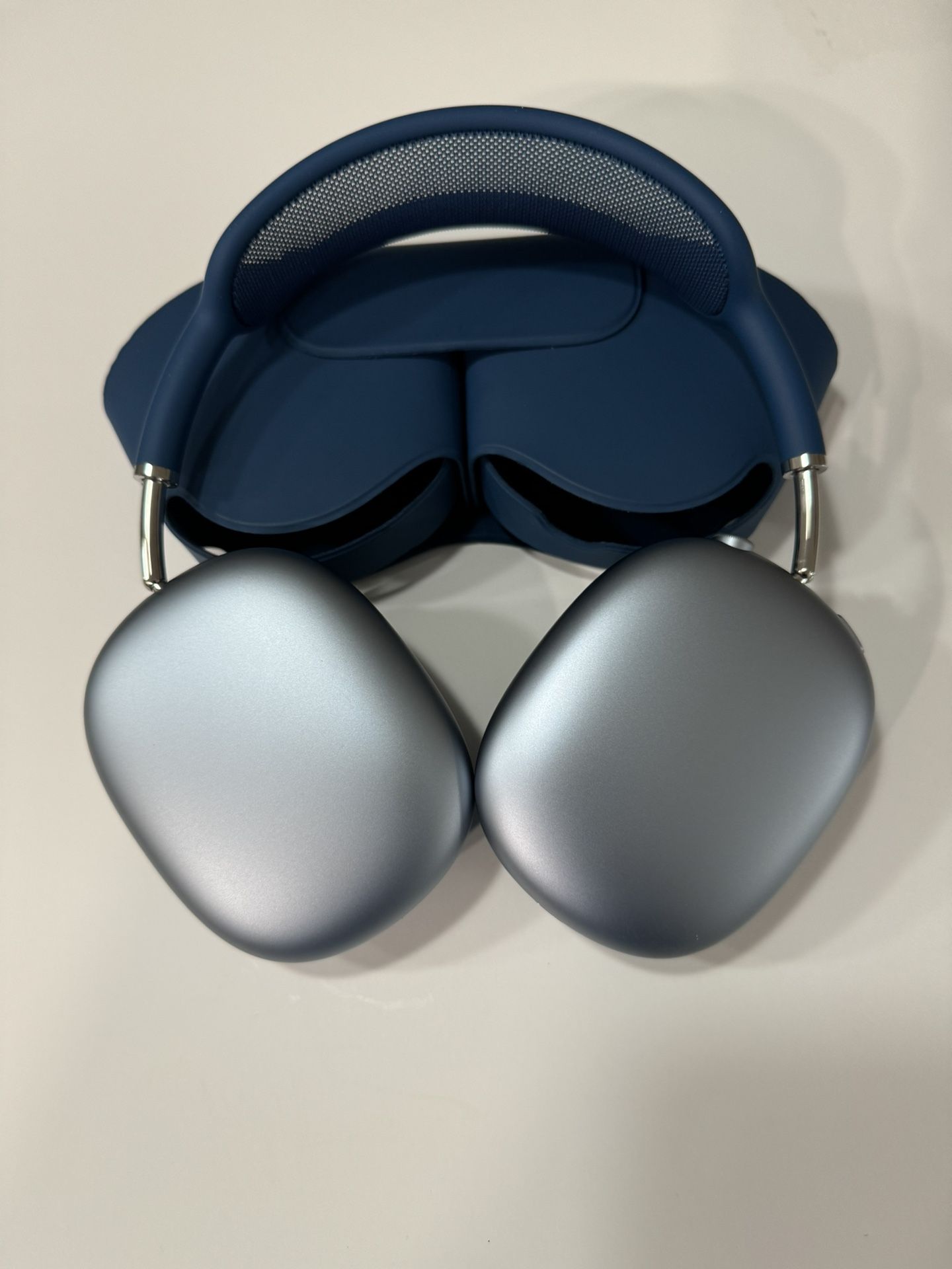Apple AirPod Max Sky Blue
