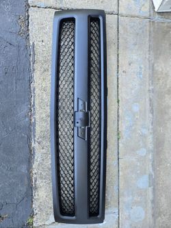 Chevy Silverado grill